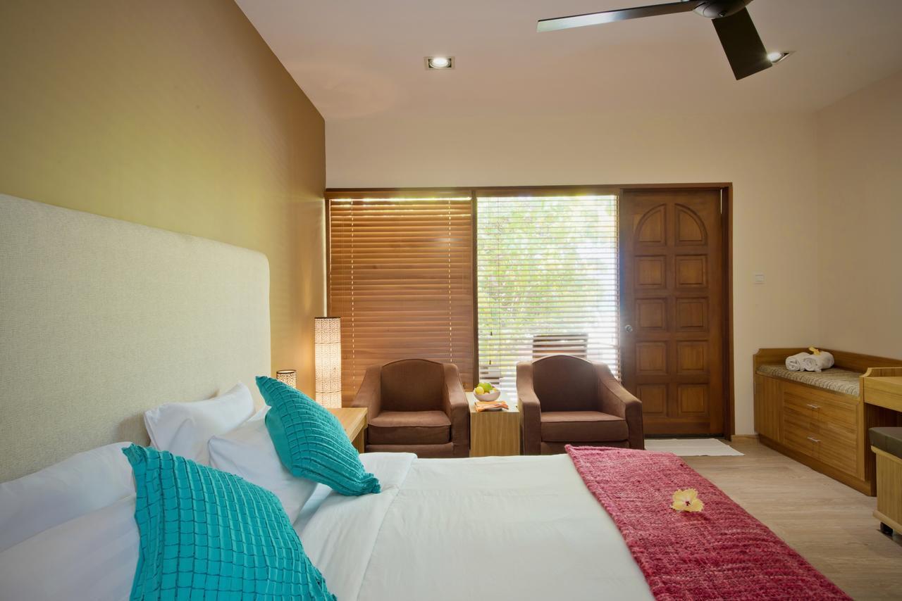 Eriyadu island resort 4. Отель Eriyadu Island Resort 4*. Eriyadu Island Resort 4* (North male' Atoll). Raha Resort 4 Мальдивы. Eriyadu Island Resort номерной фонд.