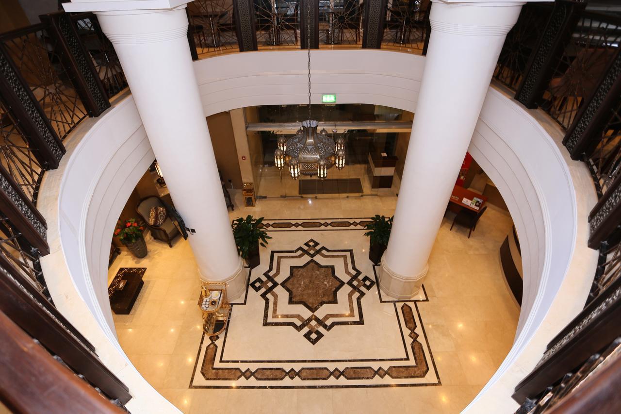 Аль хамра 4. Al Hamra Hotel. Al Hamra 4 ОАЭ. Am Hamra Hotel Шарджа. Al Hamra Beach Шарджа.