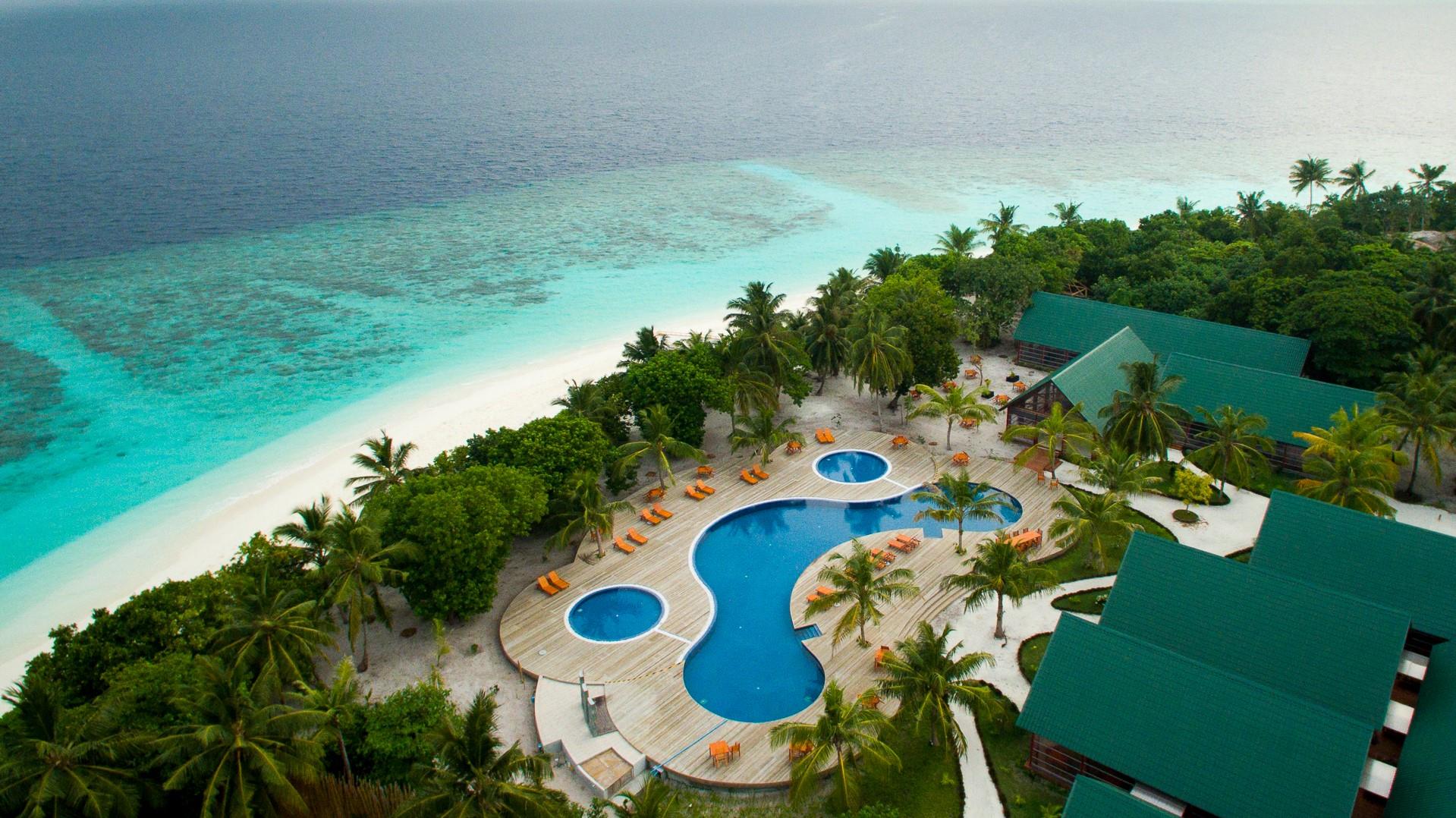 Фуравери мальдивы. Остров Фуравери Мальдивы. Мальдивы Furaveri Island Resort. Furaveri Maldives 5. Furaveri Island Resort & Spa Maldives 5*.